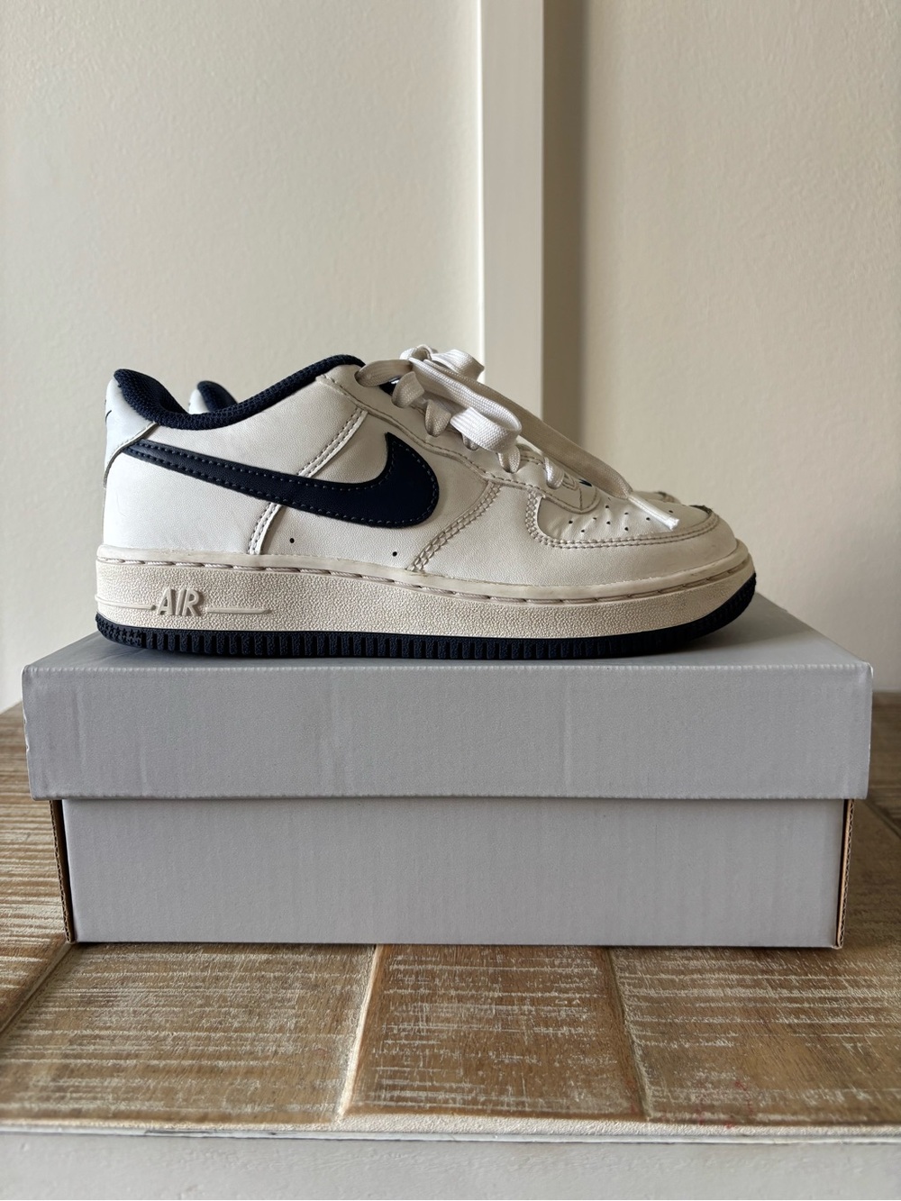 Kids Nike Air Force 1 Navy & White 2Y